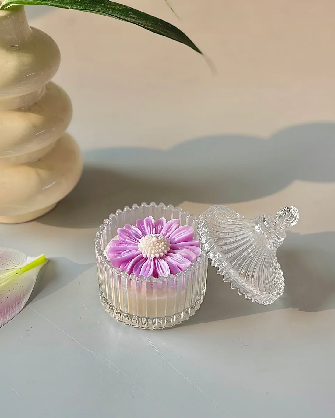 Decorative Floral Candle - set of 1