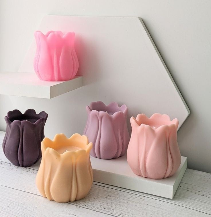 Tulip Pillar Candle