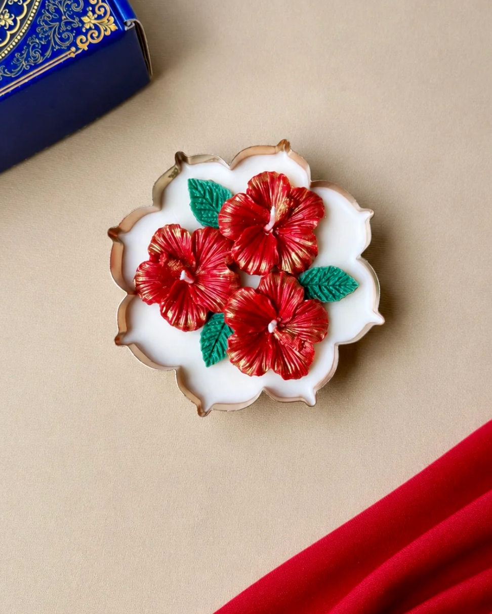 Hibiscus Noor — Urli Candle 🌺