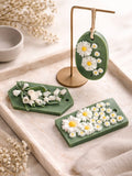 Botanical Green Wax Sachet by Decortales