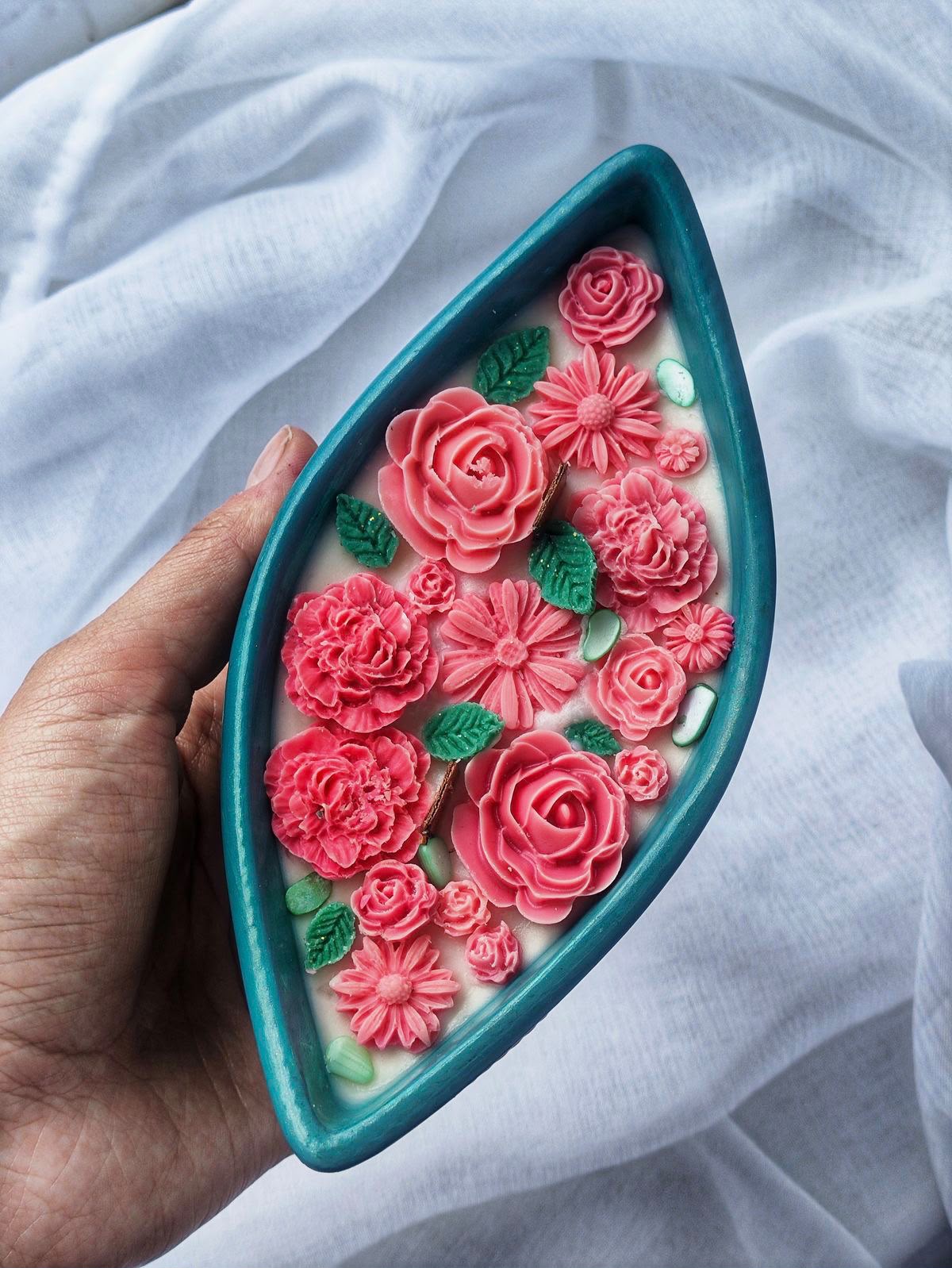 Rose Garden Teal Boat Candle by Decortales